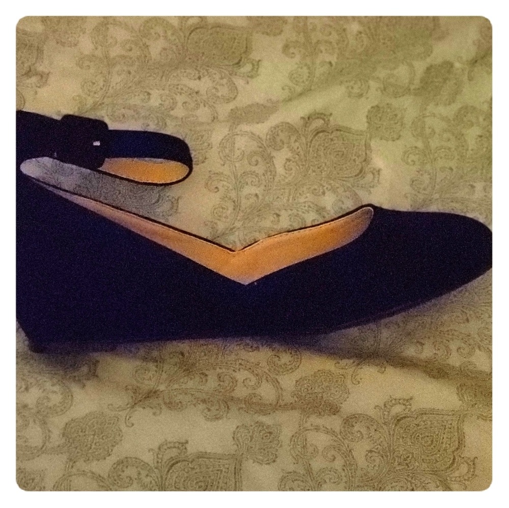 Dream Pairs Black Ankle Strap Shoes
